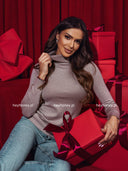Sweter z Golfem i Błyszczącą Nitką Taupe WINTER LOVE